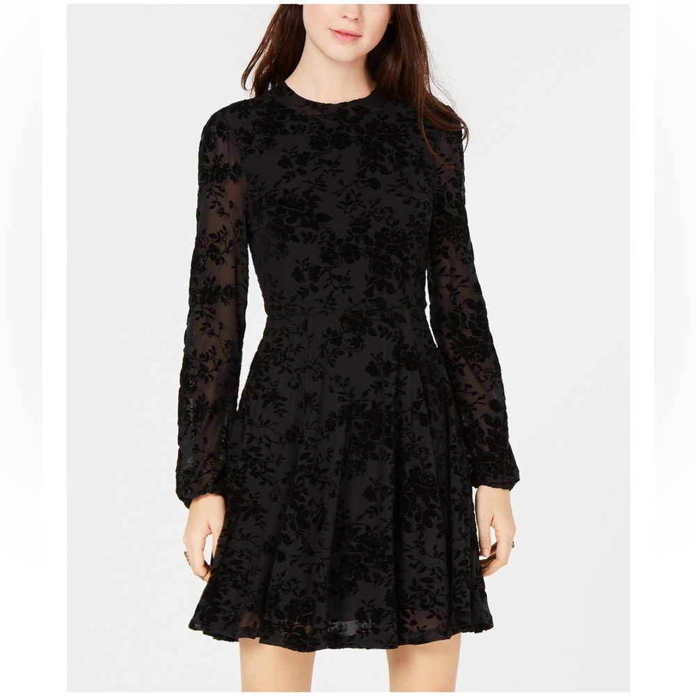 NWOT XXS American Rag Junior fit and flare Black Mock Neck Long Sleeve dress